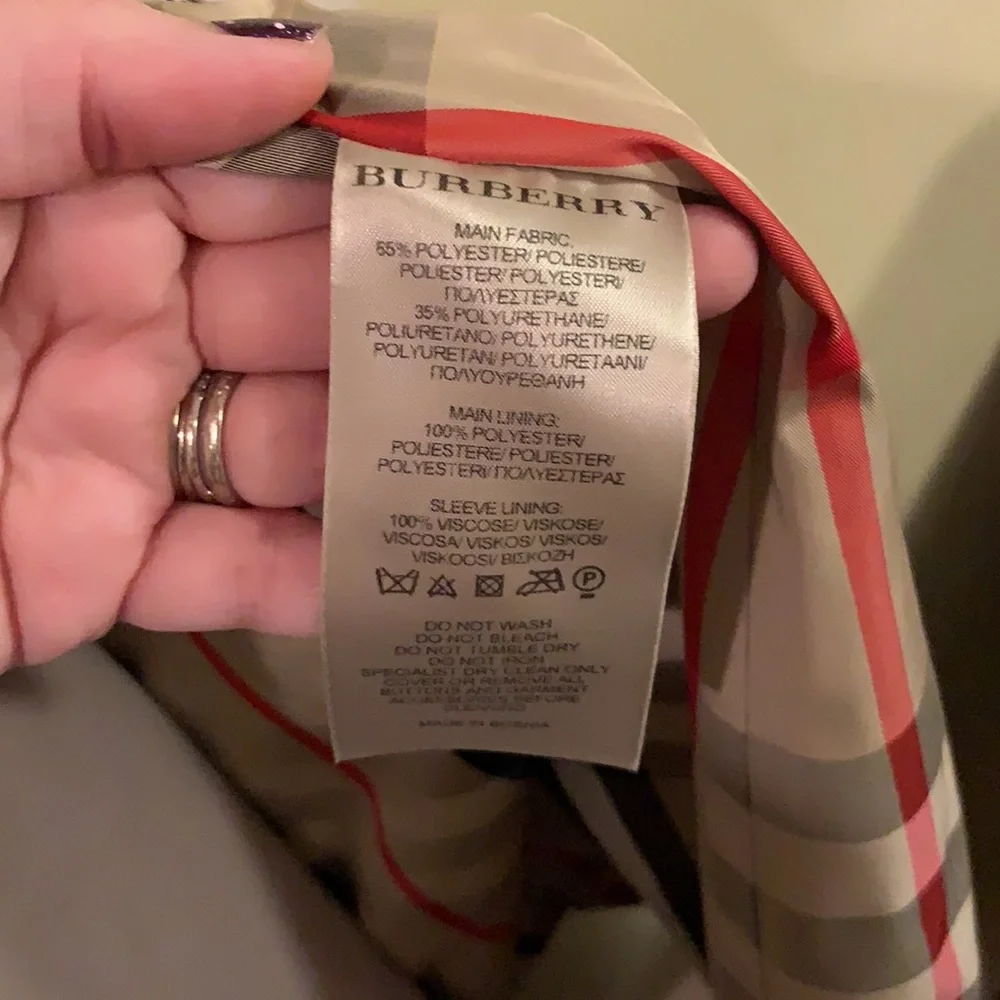 Burberry Light Beige Hooded Trench Coat with Check Cuff Trim - Picture 8 of 11